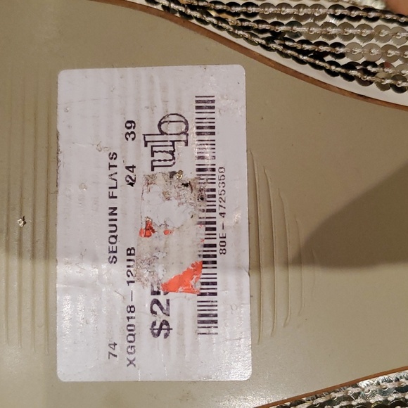 Slippers - Picture 2 of 2